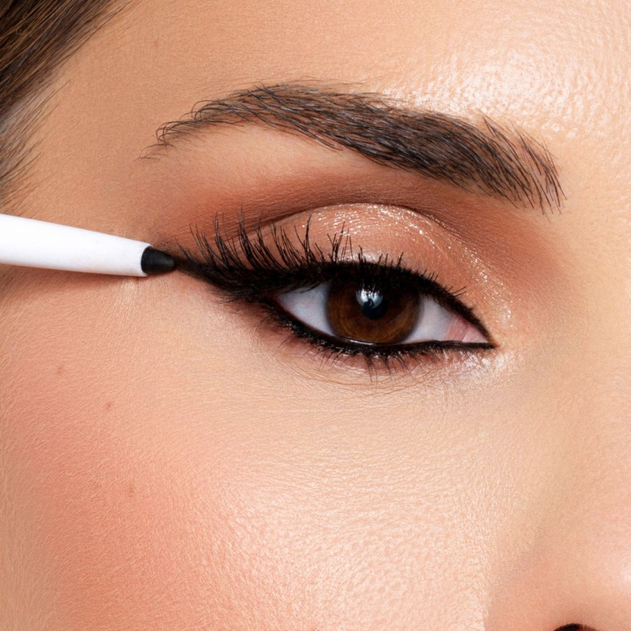 LASH + LINE BUNDLE